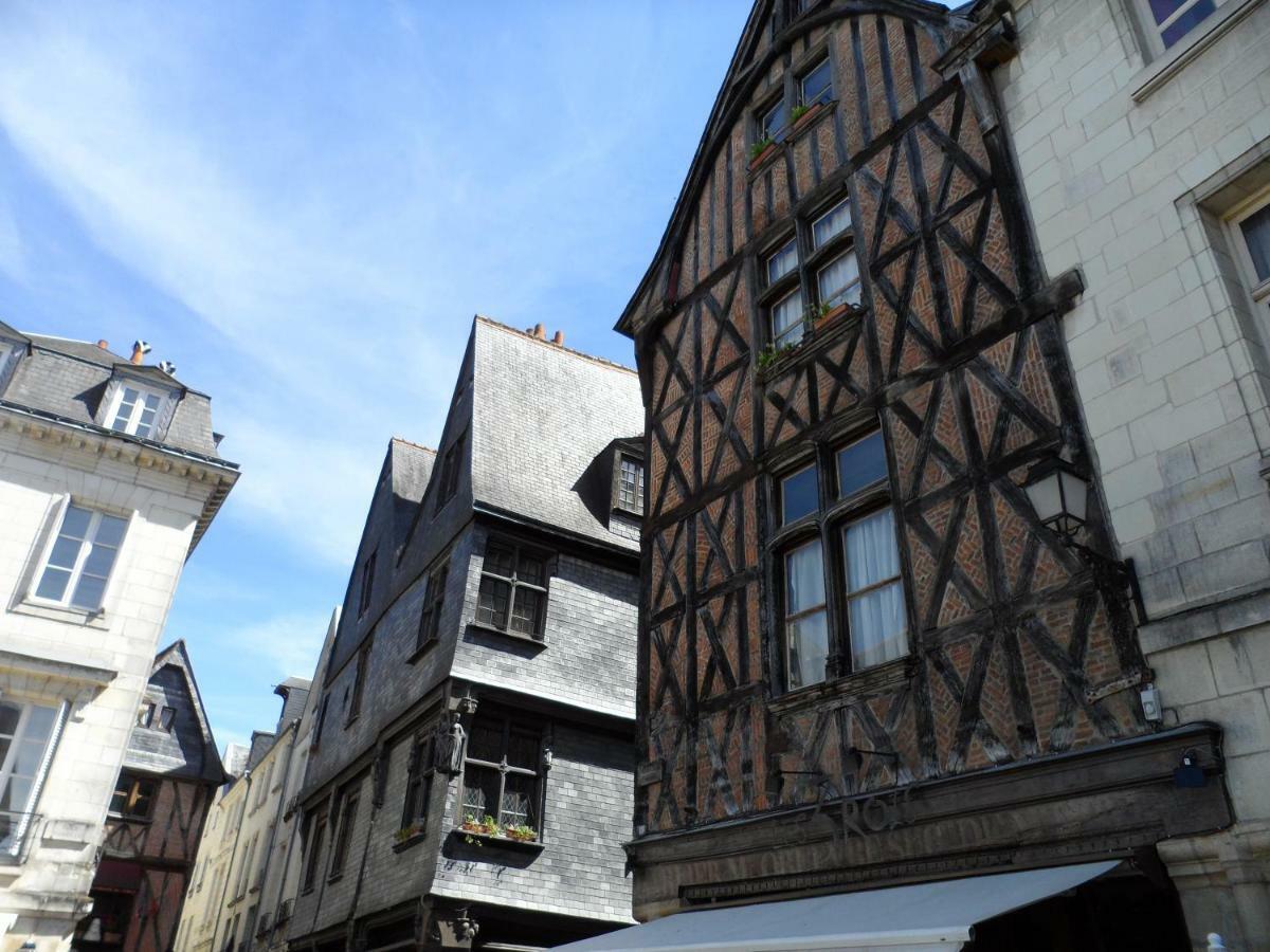 Gite De La Tour De Guise 2 Tours Exterior foto